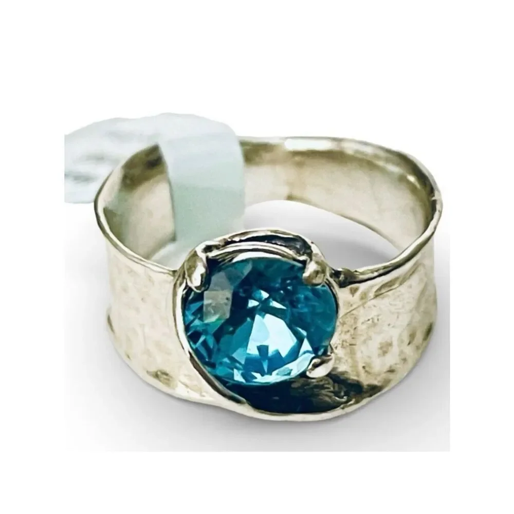 NWT Gorgeous Sz 7 Made in Israel .925 Sterling Silver Thick Blue Stone Ring